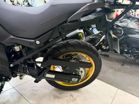 SUZUKI V-Strom DL 650 ABS, Foto 8
