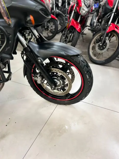 SUZUKI V-Strom DL 650 ABS, Foto 8