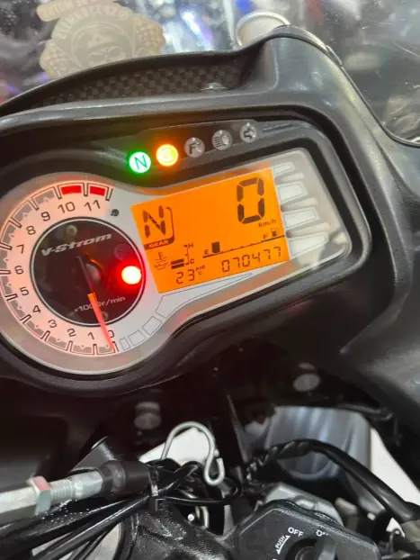 SUZUKI V-Strom DL 650 ABS, Foto 14