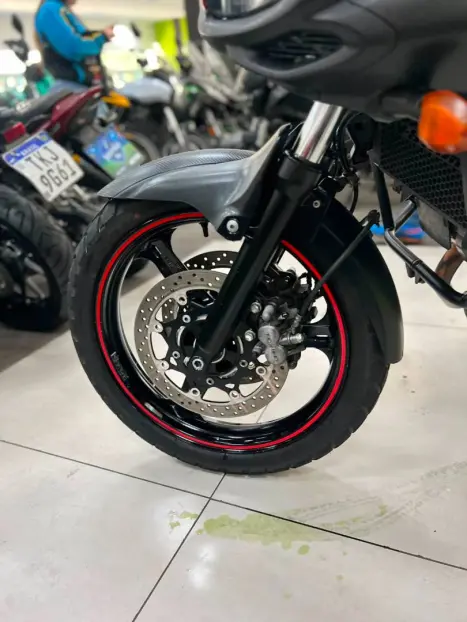 SUZUKI V-Strom DL 650 ABS, Foto 16