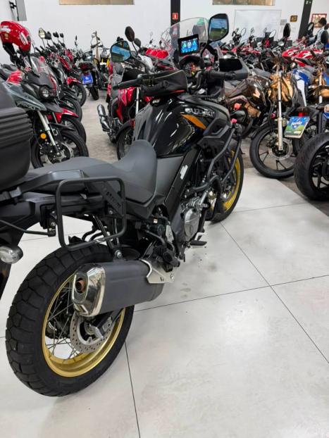 SUZUKI V-Strom DL 650 ABS, Foto 3