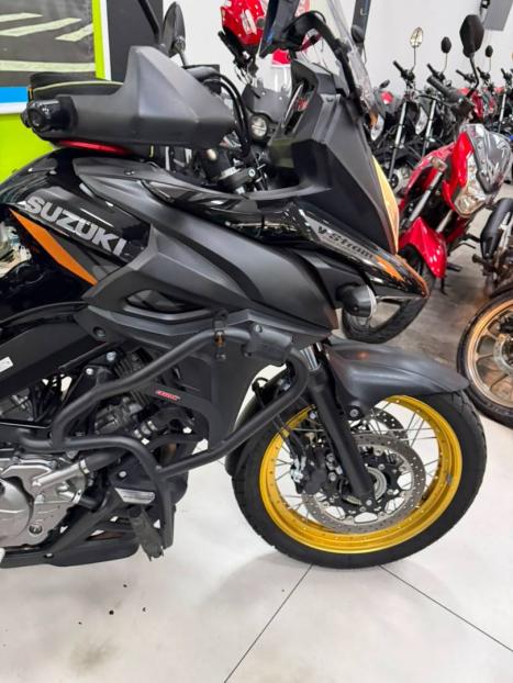 SUZUKI V-Strom DL 650 ABS, Foto 4