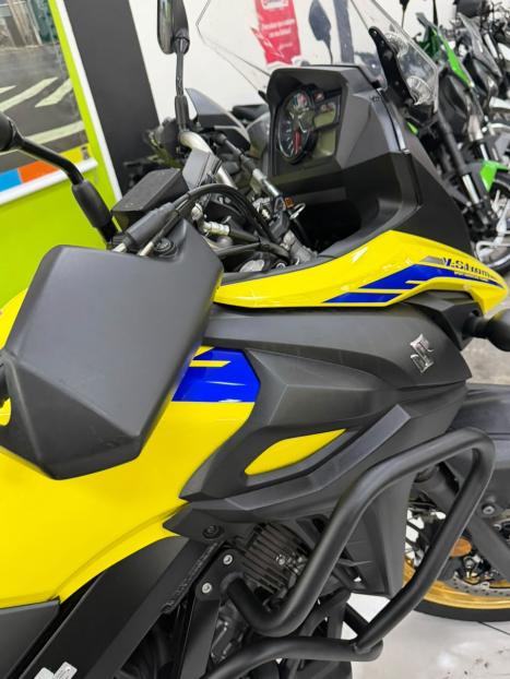 SUZUKI V-Strom DL 650 ABS, Foto 3