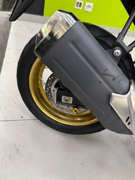 SUZUKI V-Strom DL 650 ABS, Foto 4
