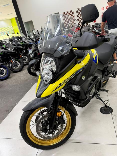 SUZUKI V-Strom DL 650 ABS, Foto 10