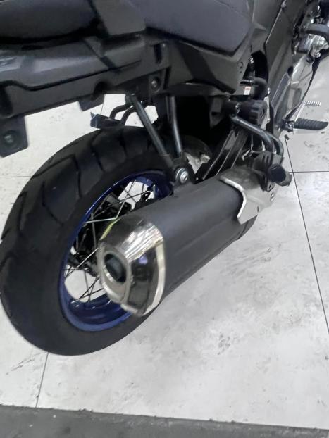 SUZUKI V-Strom DL 650 ABS, Foto 2