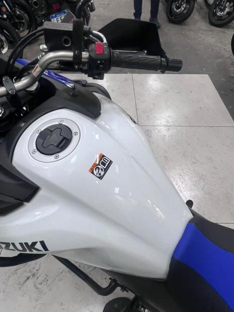 SUZUKI V-Strom DL 650 ABS, Foto 9