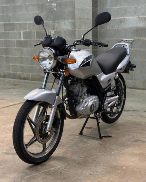 SUZUKI Yes 125 EN, Foto 1