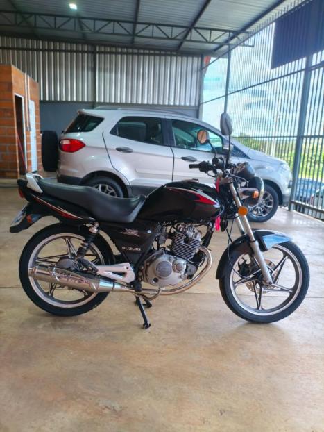 SUZUKI Yes 125 EN, Foto 3