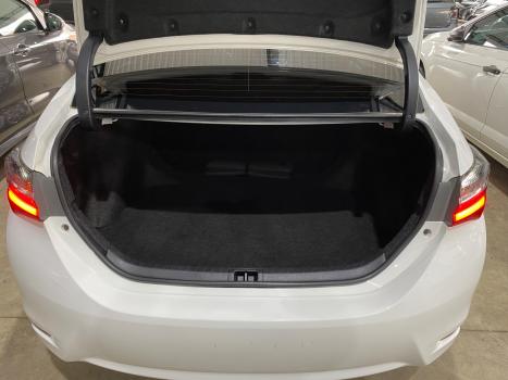 TOYOTA Corolla 2.0 16V 4P FLEX XEI DIRECT SHIFT AUTOM�TICO CVT, Foto 9