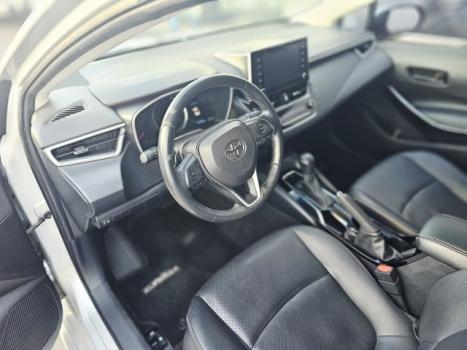 TOYOTA Corolla 2.0 16V 4P FLEX XEI DIRECT SHIFT AUTOM�TICO CVT, Foto 4
