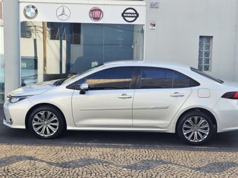 TOYOTA Corolla 2.0 16V 4P FLEX XEI DIRECT SHIFT AUTOM�TICO CVT, Foto 8