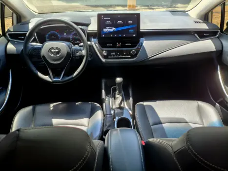 TOYOTA Corolla 2.0 16V 4P FLEX XEI DIRECT SHIFT AUTOMÁTICO CVT, Foto 10
