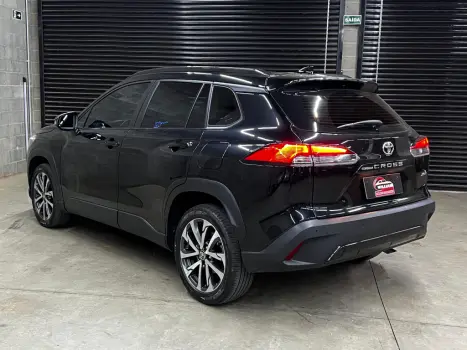 TOYOTA Corolla Cross 2.0 16V 4P FLEX VVT-IE XRE DIRECT SHIFT AUTOMÁTICO CVT, Foto 8 TOYOTA Corolla Cross 2.0 16V 4P FLEX VVT-IE XRE DIRECT SHIFT AUTOMÁTICO CVT, Foto 8