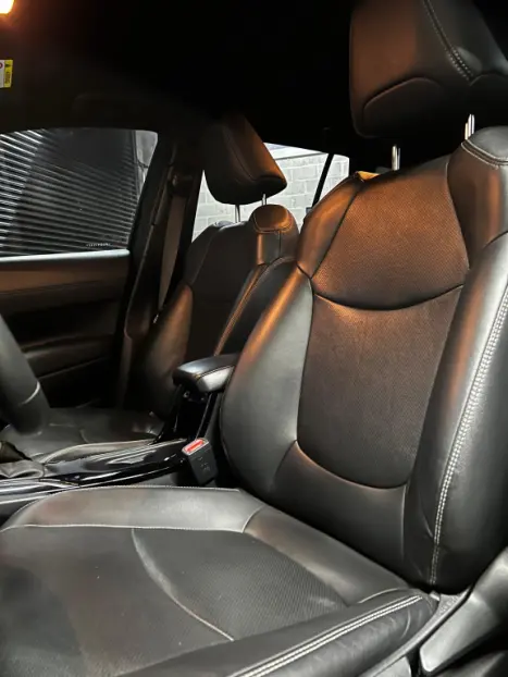 TOYOTA Corolla Cross 2.0 16V 4P FLEX VVT-IE XRE DIRECT SHIFT AUTOMÁTICO CVT, Foto 10 TOYOTA Corolla Cross 2.0 16V 4P FLEX VVT-IE XRE DIRECT SHIFT AUTOMÁTICO CVT, Foto 10