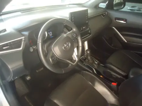 TOYOTA Corolla Cross 2.0 16V 4P FLEX VVT-IE XRE DIRECT SHIFT AUTOMÁTICO CVT, Foto 5 TOYOTA Corolla Cross 2.0 16V 4P FLEX VVT-IE XRE DIRECT SHIFT AUTOMÁTICO CVT, Foto 5