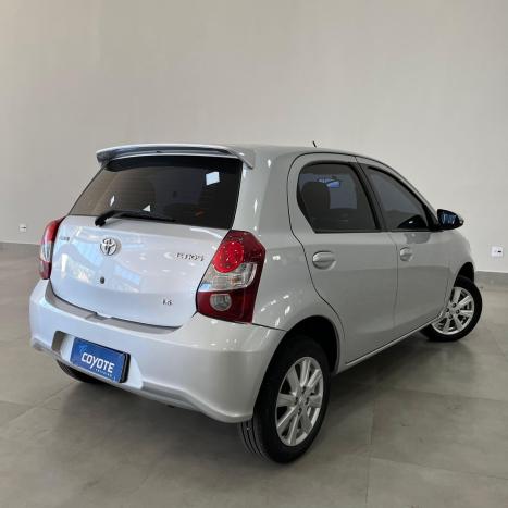 TOYOTA Etios Hatch 1.5 16V 4P FLEX X PLUS AUTOMTICO, Foto 4