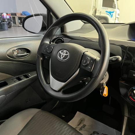 TOYOTA Etios Hatch 1.5 16V 4P FLEX X PLUS AUTOMTICO, Foto 10
