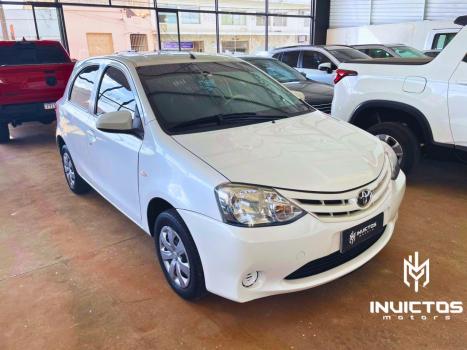 TOYOTA Etios Hatch 1.5 16V 4P FLEX XS, Foto 3