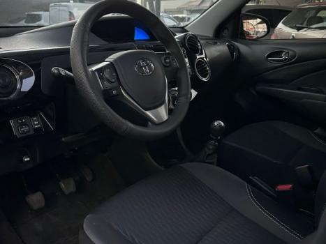 TOYOTA Etios Hatch 1.5 16V 4P FLEX XS, Foto 14