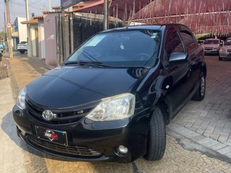 TOYOTA Etios Hatch 1.3 16V 4P FLEX, Foto 3