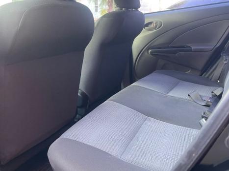 TOYOTA Etios Hatch 1.3 16V 4P FLEX, Foto 7