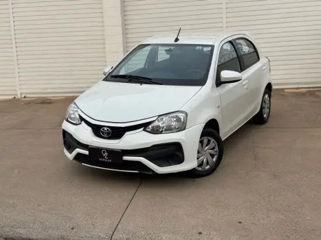 TOYOTA Etios Hatch 1.5 16V 4P FLEX XS, Foto 2