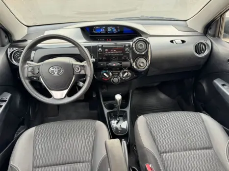 TOYOTA Etios Hatch 1.5 16V 4P FLEX XS, Foto 4