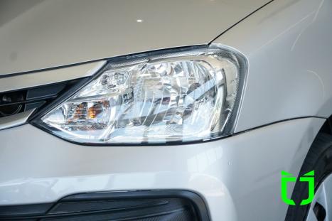 TOYOTA Etios Hatch 1.3 16V 4P FLEX X AUTOMTICO, Foto 17