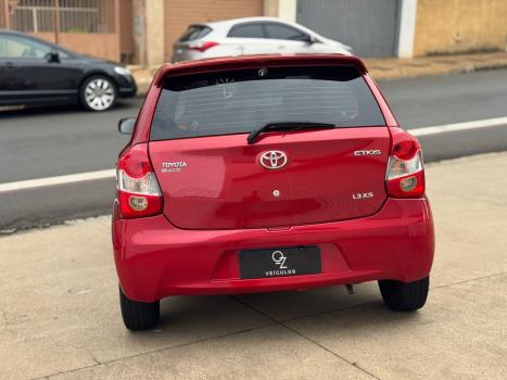 TOYOTA Etios Hatch 1.3 16V 4P FLEX X, Foto 6