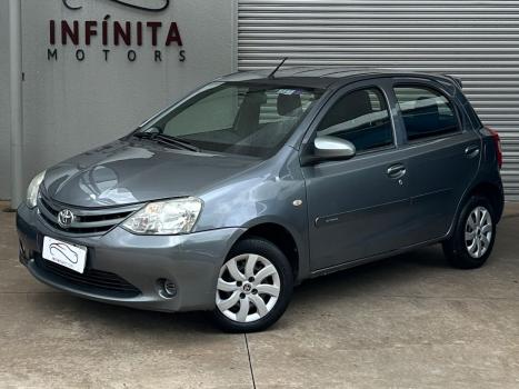 TOYOTA Etios Hatch 1.3 16V 4P FLEX X, Foto 3