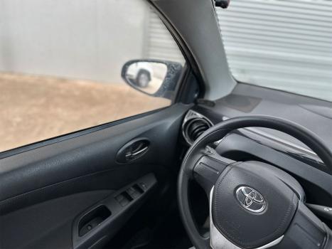 TOYOTA Etios Hatch 1.3 16V 4P FLEX X, Foto 10
