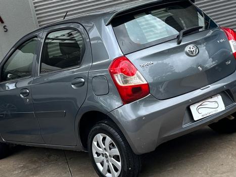 TOYOTA Etios Hatch 1.3 16V 4P FLEX X, Foto 14