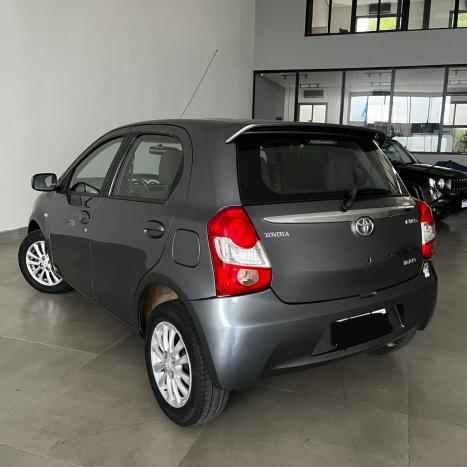 TOYOTA Etios Hatch 1.5 16V 4P FLEX XLS, Foto 6