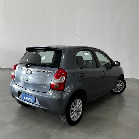 TOYOTA Etios Hatch 1.5 16V 4P FLEX XLS, Foto 4
