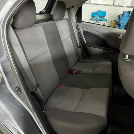 TOYOTA Etios Hatch 1.5 16V 4P FLEX XLS, Foto 15