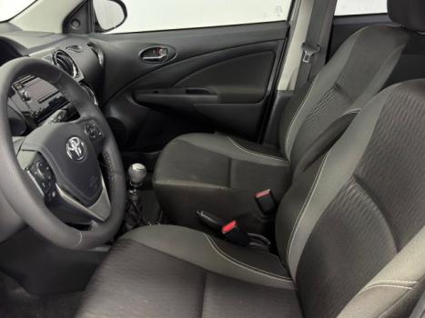 TOYOTA Etios Hatch 1.5 16V 4P FLEX X PLUS, Foto 5