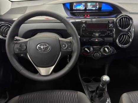 TOYOTA Etios Hatch 1.5 16V 4P FLEX X PLUS, Foto 7