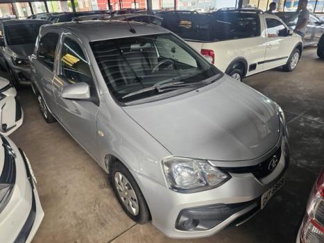 TOYOTA Etios Hatch 1.3 16V 4P FLEX X, Foto 2