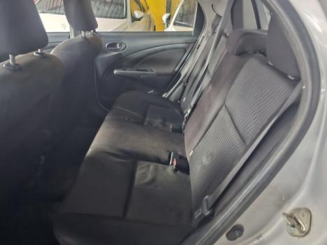 TOYOTA Etios Hatch 1.3 16V 4P FLEX X, Foto 5