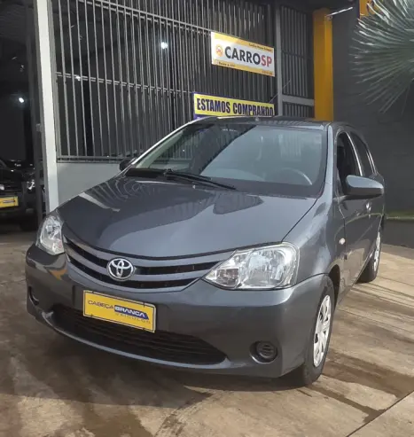 TOYOTA Etios Hatch 1.3 16V 4P FLEX X, Foto 5