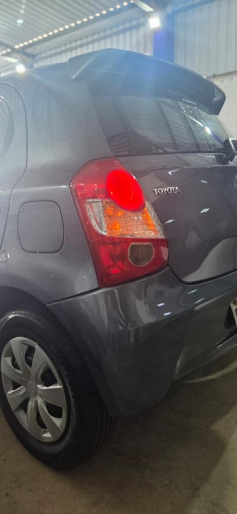 TOYOTA Etios Hatch 1.3 16V 4P FLEX X, Foto 13