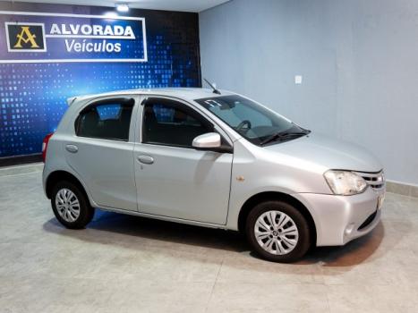 TOYOTA Etios Hatch 1.3 16V 4P FLEX X, Foto 3