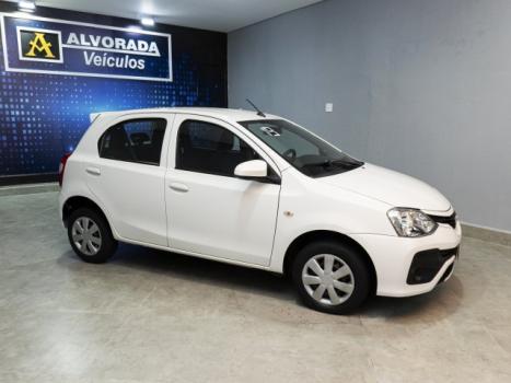 TOYOTA Etios Hatch 1.3 16V 4P FLEX XS, Foto 3