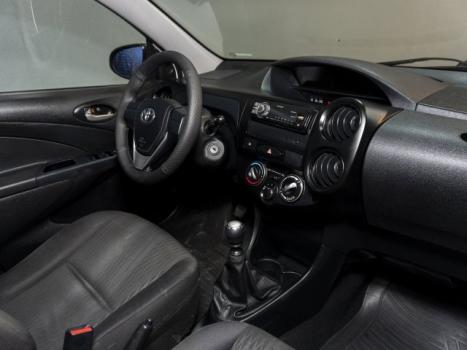 TOYOTA Etios Hatch 1.3 16V 4P FLEX XS, Foto 5