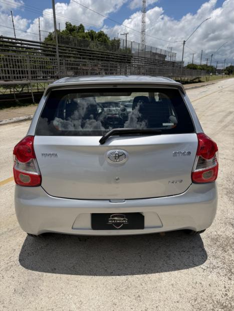 TOYOTA Etios Hatch 1.3 16V 4P FLEX XS, Foto 3