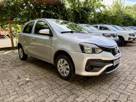TOYOTA Etios Hatch 1.3 16V 4P FLEX X, Foto 8