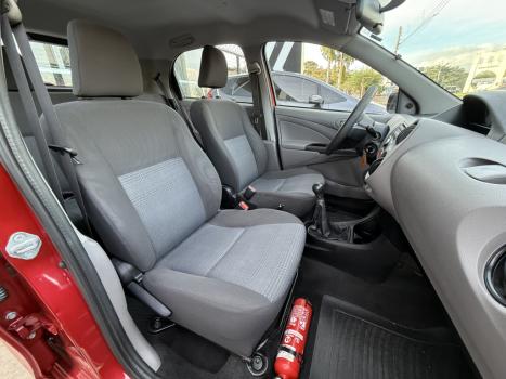 TOYOTA Etios Hatch 1.3 16V 4P FLEX XS, Foto 10