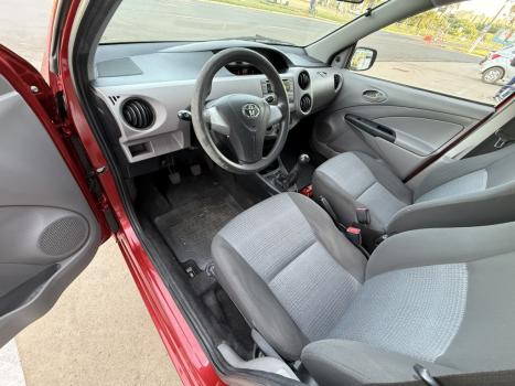 TOYOTA Etios Hatch 1.3 16V 4P FLEX XS, Foto 5
