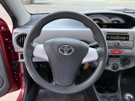 TOYOTA Etios Hatch 1.3 16V 4P FLEX XS, Foto 6